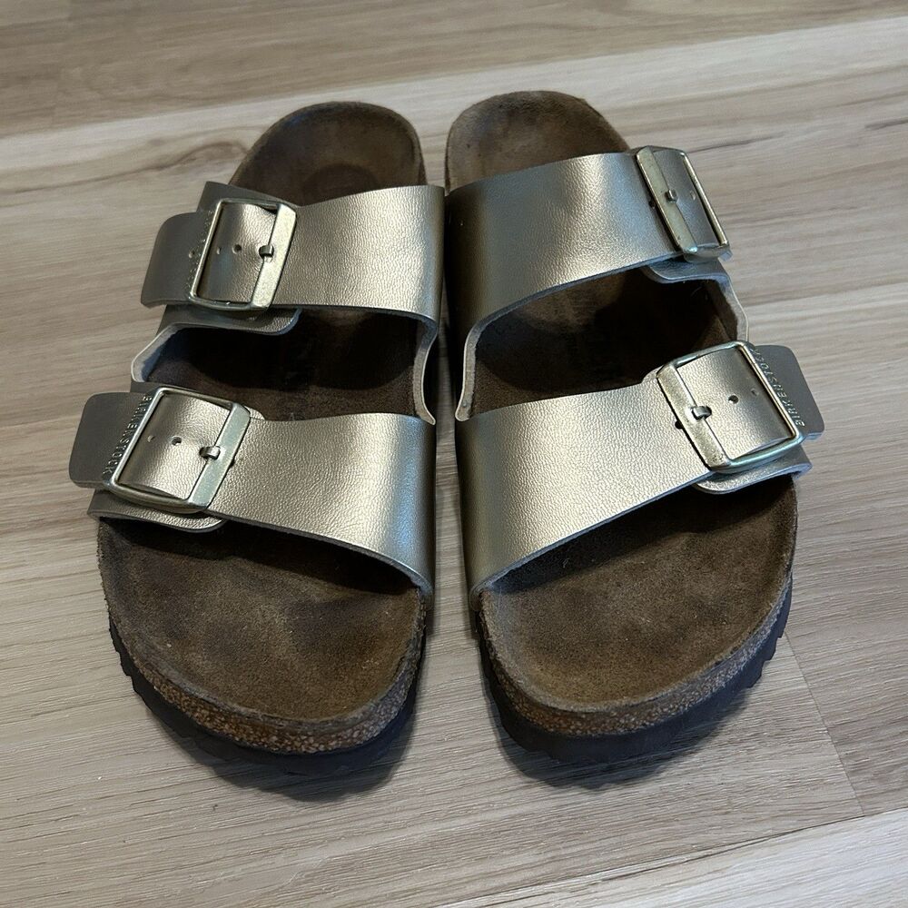 Birkenstock Gold Arizona Big Buckle Sandals Metallic Womens Size 39 8-8.5 Narrow
